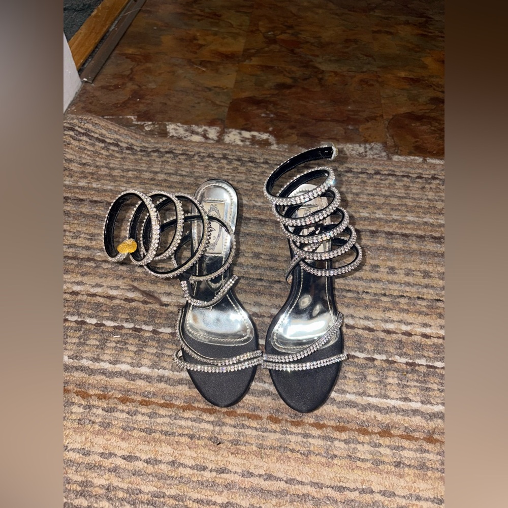 Italina Black Heels